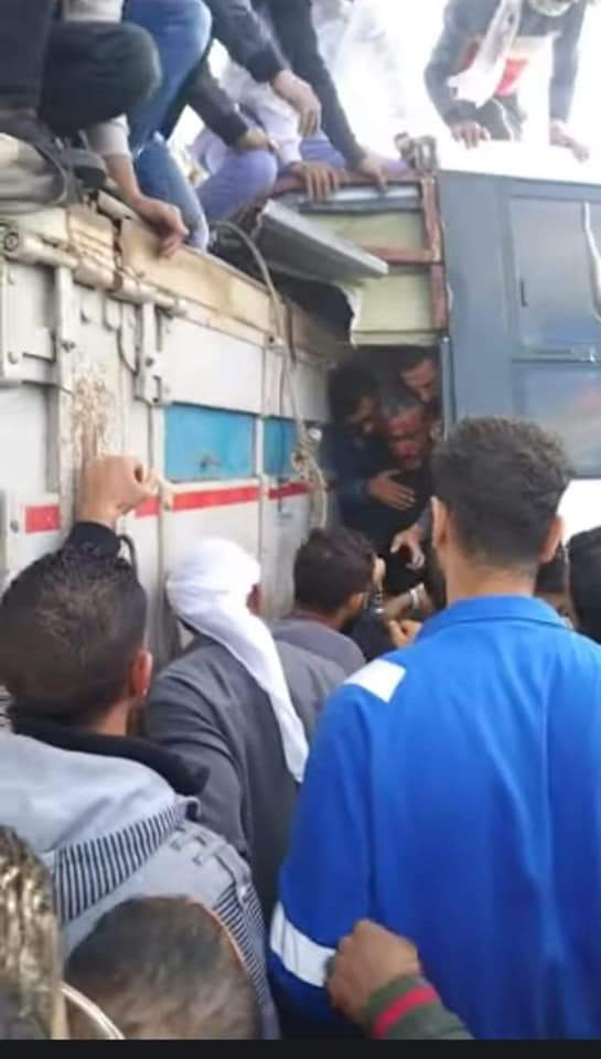 عاجل | إصابة 17 طالبًا في حادث انقلاب أتوبيس جامعي على طريق جمصة بالدقهلية