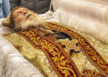 الكنيسة تعلن وفاة القمص سيدراك إبراهيم كاهن كنيسة مارجرجس بالقللى 7