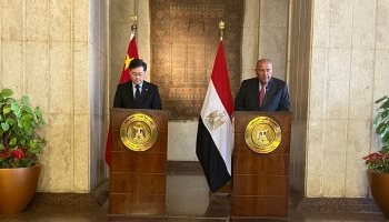 وزير الخارجية: استمرار العلاقة الاقتصادية مع الصين سيدعم ارتقاء مصر بخططها التنموية