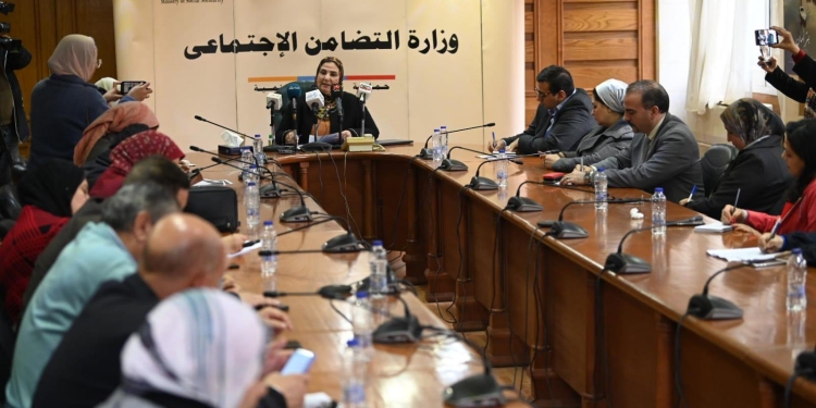 وزيرة التضامن الاجتماعي تعلن عن تنظيم مصر المعرض العربي للأسر المنتجة "بيت العرب"