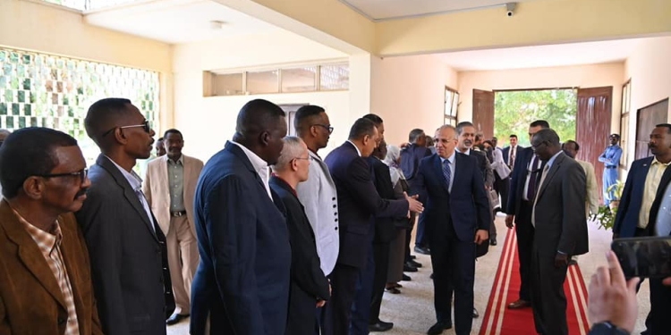 وزير الري يصل لدولة السودان الشقيقة في زيارة رسمية لمدة يومين