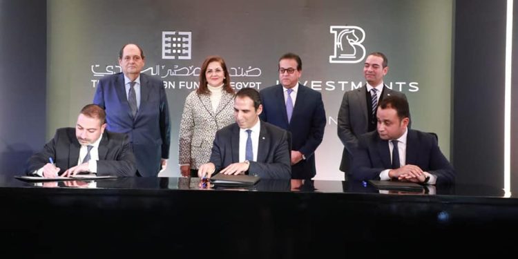 توقيع اتفاقيتين بين "مصر السيادي" و "بي إنفستمنتس" لاستثمار 2 مليار جنيه في قطاع الرعاية الصحية