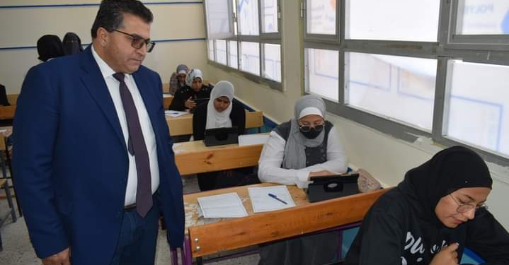 بالصور.. وكيل التعليم بجنوب سيناء يتابع امتحانات النقل بمدارس المحافظة 1