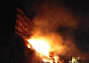 السيطرة على حريق بمحول كهرباء مستشفى بشبيش بالمحلة 9