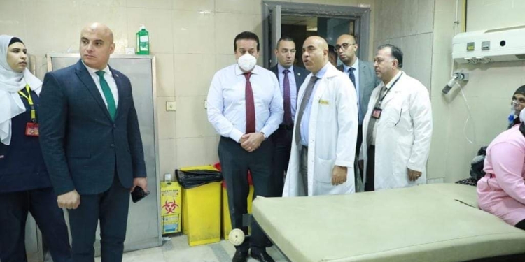 وزير الصحة يتفقد 3 مستشفيات ومكتب صحة المنيل بمحافظة القاهرة 1