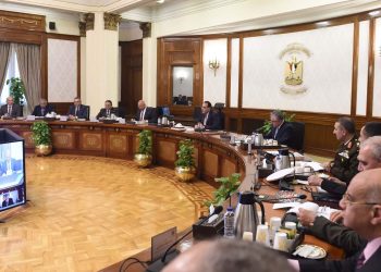 رئيس الوزراء يترأس اجتماع المجلس الأعلى للموانئ 1