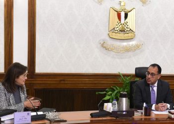 رئيس الوزراء يتابع مستجدات المشروع القومي لتنمية الأسرة المصرية 2