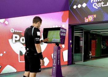 انفانتينو يعلن عن تطور جديد في تقنية حكم الفيديو بكأس العالم للأندية 2