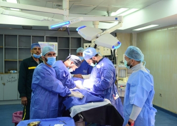 قسم جراحة الأطفال بمستشفى سوهاج الجامعي يجري 64 عملية دقيقه