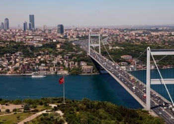 مدينة تركية تمنع خروج النساء الأقل طولا من 160 سنتيمتر إلى الشارع 3