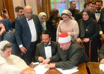 عقد قران أحمد عصام بحضور تامر حسني .. و"الكينج" وكيل العروسة (صور) 6