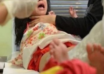 عاجل| إحالة ممرضة متهمة بتشويه الأعضاء التناسلية لطفلة للمحاكمة