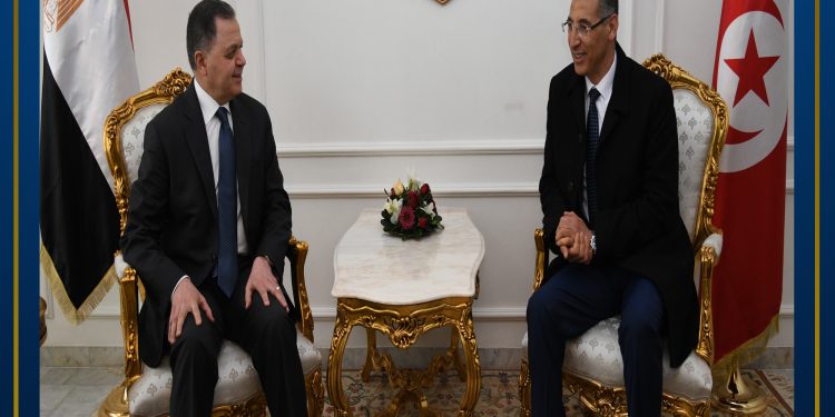 وزير الداخلية يصل تونس للمشاركة في أعمال مجلس وزراء الداخلية العرب 1