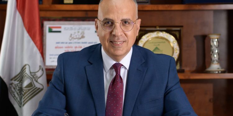 وزير الري يتابع أعمال وأنشطة الهيئة المصرية العامة للمساحة 1