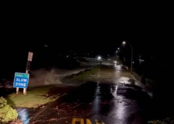 العاصفة جابرييل في نيوزيلندا تقطع الكهرباء عن آلاف المنازل | صور وفيديو 3