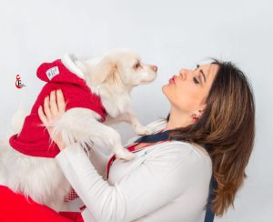 ميرنا وليد تشعل السوشيال ميديا بالاحتفال بعيد الحب مع كلابها (صور) 3