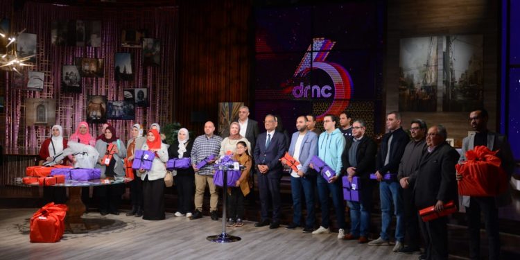 تفاصيل توزيع جوائز الفائزين من مشاهدي "dmc" ضمن احتفالية عيد ميلاد القناة 1