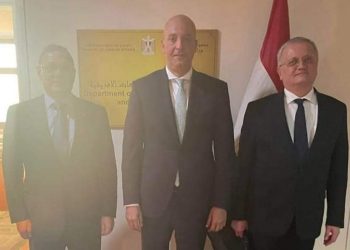 مساعد وزير الخارجية يستقبل سفير المهام الخاصة بوزارة خارجية روسيا و سفير روسيا بالقاهرة 1