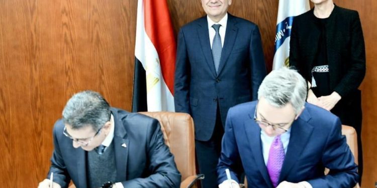 عاجل| اتفاقية لتنفيذ مشروعات إنتاج الأمونيا الخضراء من الهيدروجين الأخضر في مصر 1