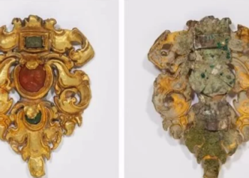 العثور على كنز مجوهرات مسروقة بعد اختفائها 1400 سنة 5