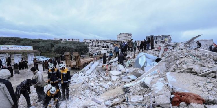 سوريا.. ارتفاع ضحايا الزلزال لـ1970 قتيلا و2000 مصاب 1