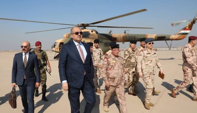 وزير الدفاع العراقي ينفي وجود أية قواعد عسكرية للتحالف الدولي ببلاده 1