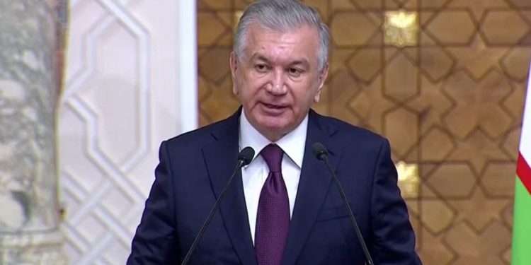 رئيس أوزبكستان: من المقرر زيادة التعاون الأمني مع مصر في مكافحة الفساد