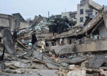 ارتفاع حصيلة وفيات الزلزال في سوريا وتركيا لأكثر من 16,400 شخص 3