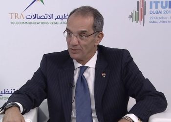 وزير الاتصالات: بدأنا تصنيع الموبيل في مصر العام الماضي 2