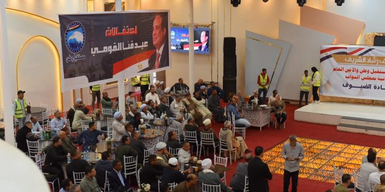 أشرف رشاد يشهد الاحتفالية الكبري بعيد قنا القومي 1