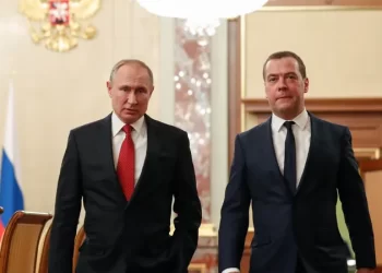 ميدفيديف: أي محاولة لاعتقال بوتين إعلان حرب على روسيا 1