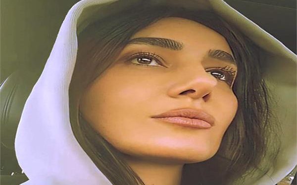 بعد ظهورها بدون حجاب.. حلا شيحة تشعل على السوشيال ميديا وانتقادات حادة (تفاصيل) 1