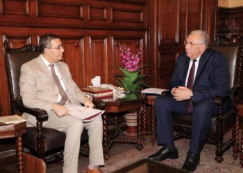 وزير الزراعة يبحث مع السفير الهندي بالقاهرة التعاون بين البلدين