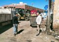 تحرير محاضر إشغال طريق والقاء مخلفات بشوارع أخميم 16