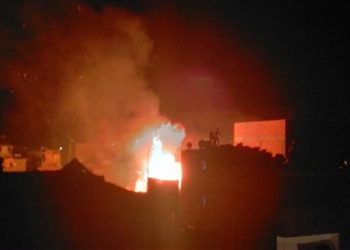 النيران تلتهم 6 منازل في قرية بنى رافع بـ أسيوط 4