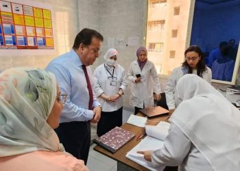 وزير الصحة يوجه بالتحقيق مع مسؤولي مركز صحة أهالينا ومستشفى السلام التخصصي بالقاهرة 3