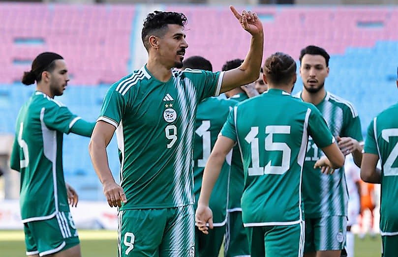 بعد التعادل مع أنجولا.. مدرب الجزائر ومحرز يحضران مباراة بوركينا فاسو وموريتانيا 2
