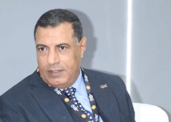 رئيس مجلس إدارة النيل للبترول يتفقد مشروعات محافظة أسيوط 4