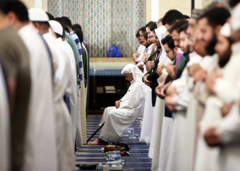 Muslim worshippers pray early on June 1, 2019 at Kuwait City's Grand Mosque on the occasion of Lailat al-Qadr, which marks the night in the fasting month of Ramadan during which the Koran was first revealed to Prophet Mohammed in the seventh century. (Photo by Yasser Al-Zayyat / AFP)        (Photo credit should read YASSER AL-ZAYYAT/AFP via Getty Images)