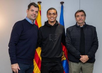 برشلونة يوقع مع جواو نجل رونالدينيو
