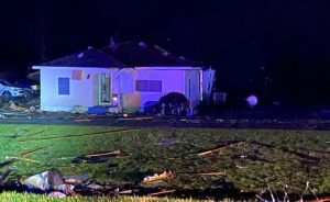 أمريكا.. ارتفاع عدد ضحايا العواصف في ولاية مسيسيبي إلى 25 شخصا 2