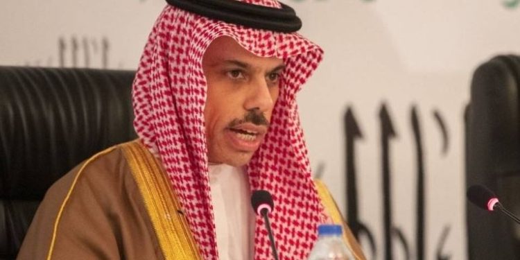 وزير الخارجية السعودي يطالب الأطراف المتنازعة في السودان بتغليب مصلحة الشعب 1
