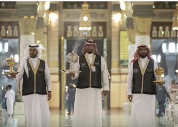 ‏السعودية تُطيّب المسجد النبوي وزوّاره بـ 28 كيلو من العود الفاخر و300 لتر عطور 5
