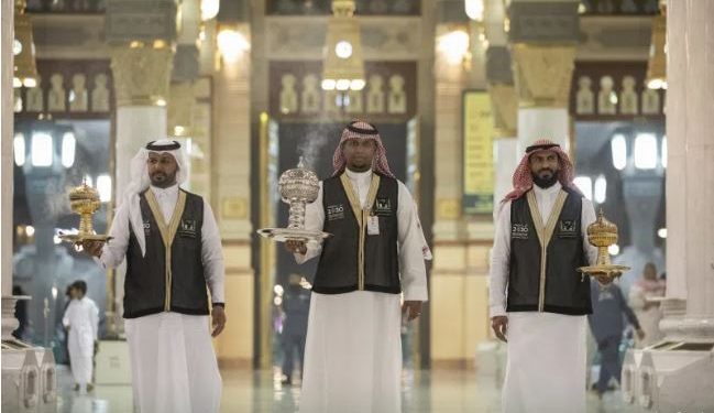 ‏السعودية تُطيّب المسجد النبوي وزوّاره بـ 28 كيلو من العود الفاخر و300 لتر عطور 1