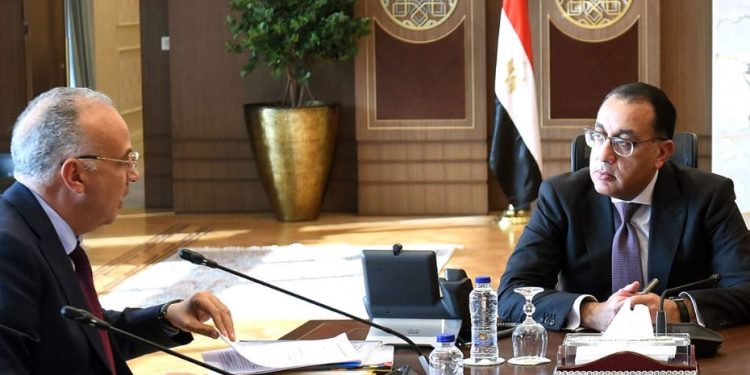 مدبولي: مصر تولي اهتماما بالغا بتميكن دول حوض النيل من حسن إدارة مواردها المائية 1
