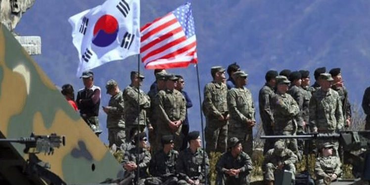 طبول الحرب.. مناورات عسكرية بين كوريا الجنوبية وأمريكا وبيونج يانج تستبق بتجربة صاروخين 1