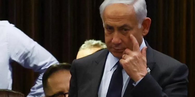 المعارضة الإسرائيلية تنتفض: حان الآن عزل بنيامين نتنياهو 1