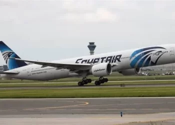 مصر للطيران: منع إصدار تذاكر رحلات جدة والمدينة المنورة بتأشيرة الزيارة بدءا من 30 مايو