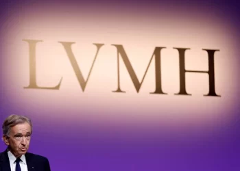 LVMH .. أول شركة أوروبية تتجاوز قيمتها السوقية 500 مليار دولار 2
