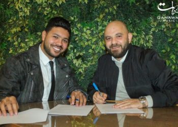 محمد شاهين يحتفل بتوقيع عقود انضمامه إلى "شركة قنوات ميوزك مصر"والشركة تكشف تفاصيل موعد طرح الأغاني 6